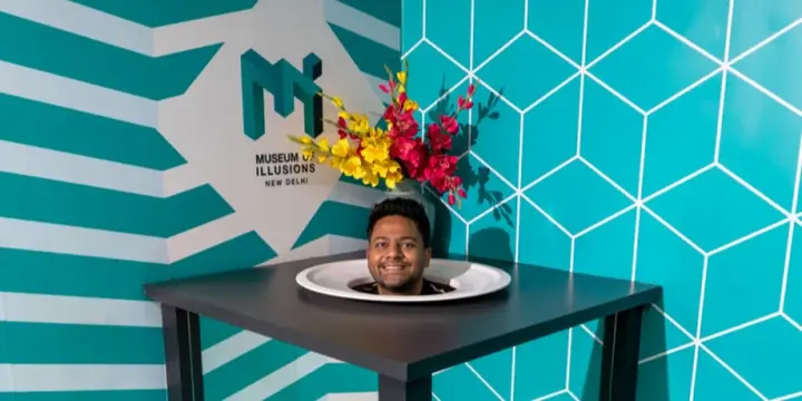 Museum of Illusions – New Delhi poster